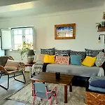 Vendégház Ethic Surf House