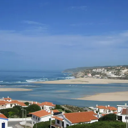 Ethic Surf House Maison d'hôtes Ferrel (Leiria)