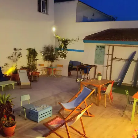 Ethic Surf House 招待所 3*
