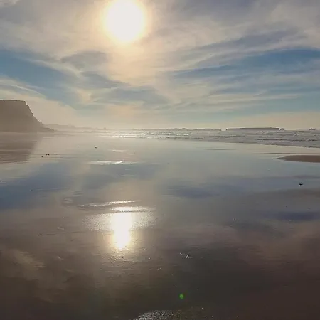 Ethic Surf House 3* فيريل