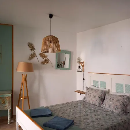 Guest house Ethic Surf House Ferrel (Leiria)