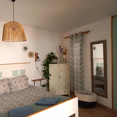 Ethic Surf House Pensjonat Ferrel (Leiria)