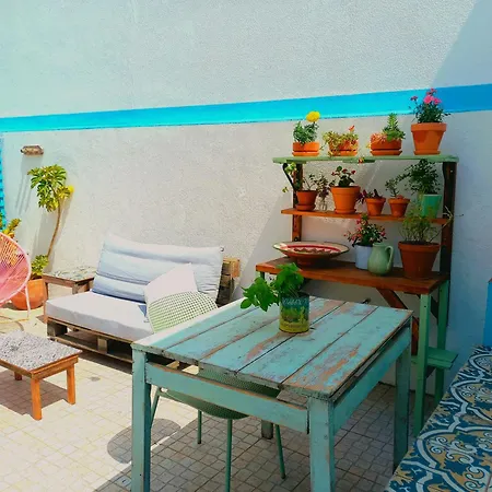 Ethic Surf House 3* 페렐