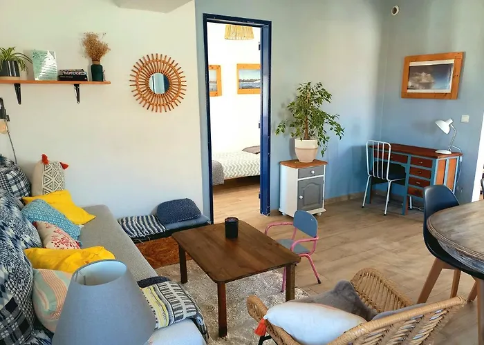 Ethic Surf House 3* فيريل
